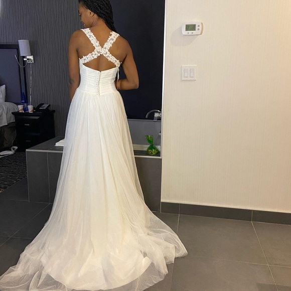 Alfred Angelo Ivory Bridal Gown - Picture 3 of 9